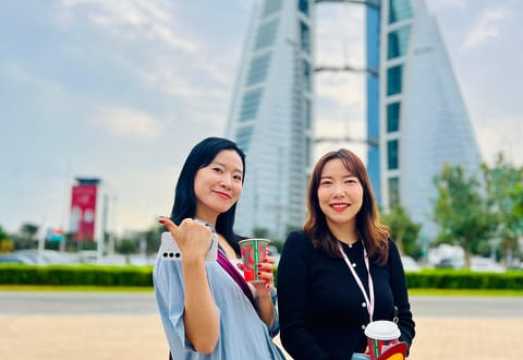 Bahrain Full-Day Highlights Tour:Manama,Desert&Tree of Life