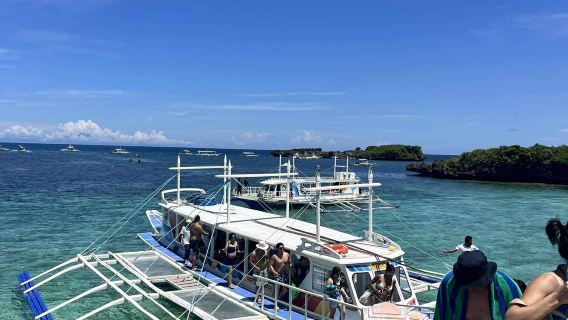 Boracay Shared Island-Hopping Tour with Buffet Lunch & Snorkeling