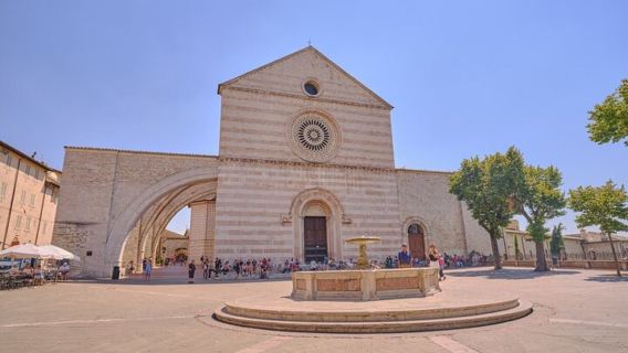 Excursión de un día a Asís + la ciudad antigua de Perusa en Italia | Explora Umbría | Pasea por la ciudad de los santos