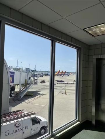 美國STL蘭伯特聖路易斯國際機場貴賓室使用券I中轉休息室/不限制艙等