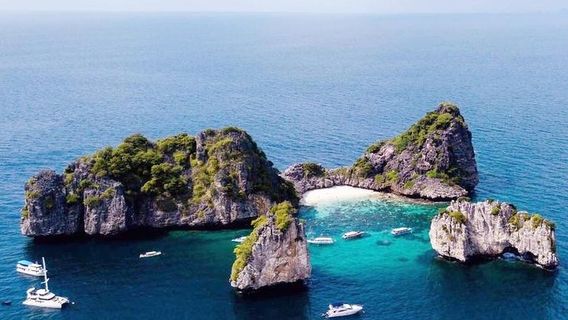 Koh LantaExperiences