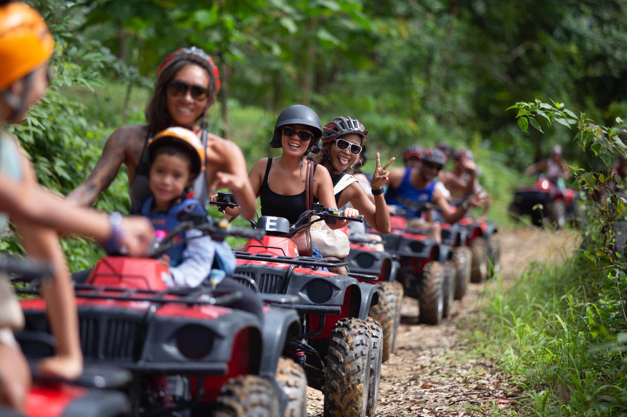 Paradise Trip ATV dan Zipline Adventure Lawatan Sehari dari Phuket, Thailand