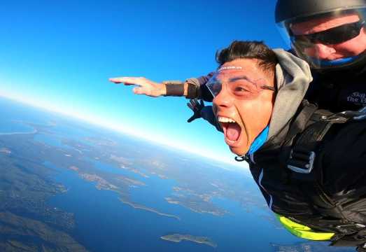 Skydiving in Gold Coast Coolangatta AUD 434.79