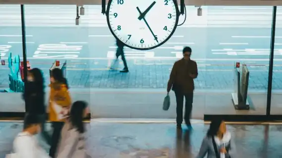 【香港一日遊·贈流量卡】20人內輕奢團+午餐+純玩無購物