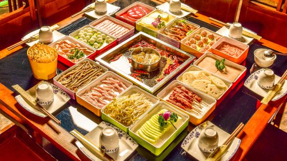 ทัวร์ส่วนตัวหนึ่งวันวัดเหวินซู่ + วัดอู่โหว + จินหลี่ + จัตุรัสเทียนฟู่ + ถนนชุนซี