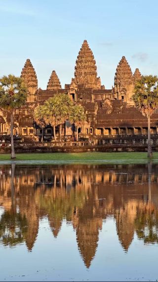 Cambodia Phnom Penh downtown - Siem Reap downtown | One-way transfer