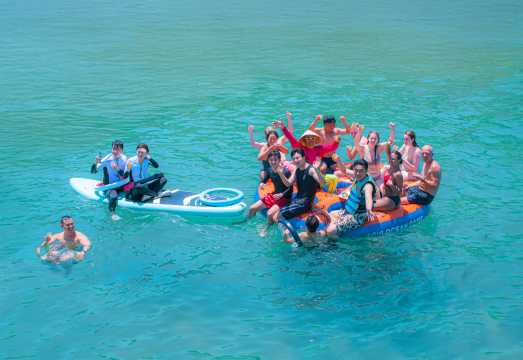 Nha Trang: Floating Bar Party Island Hopping Tour