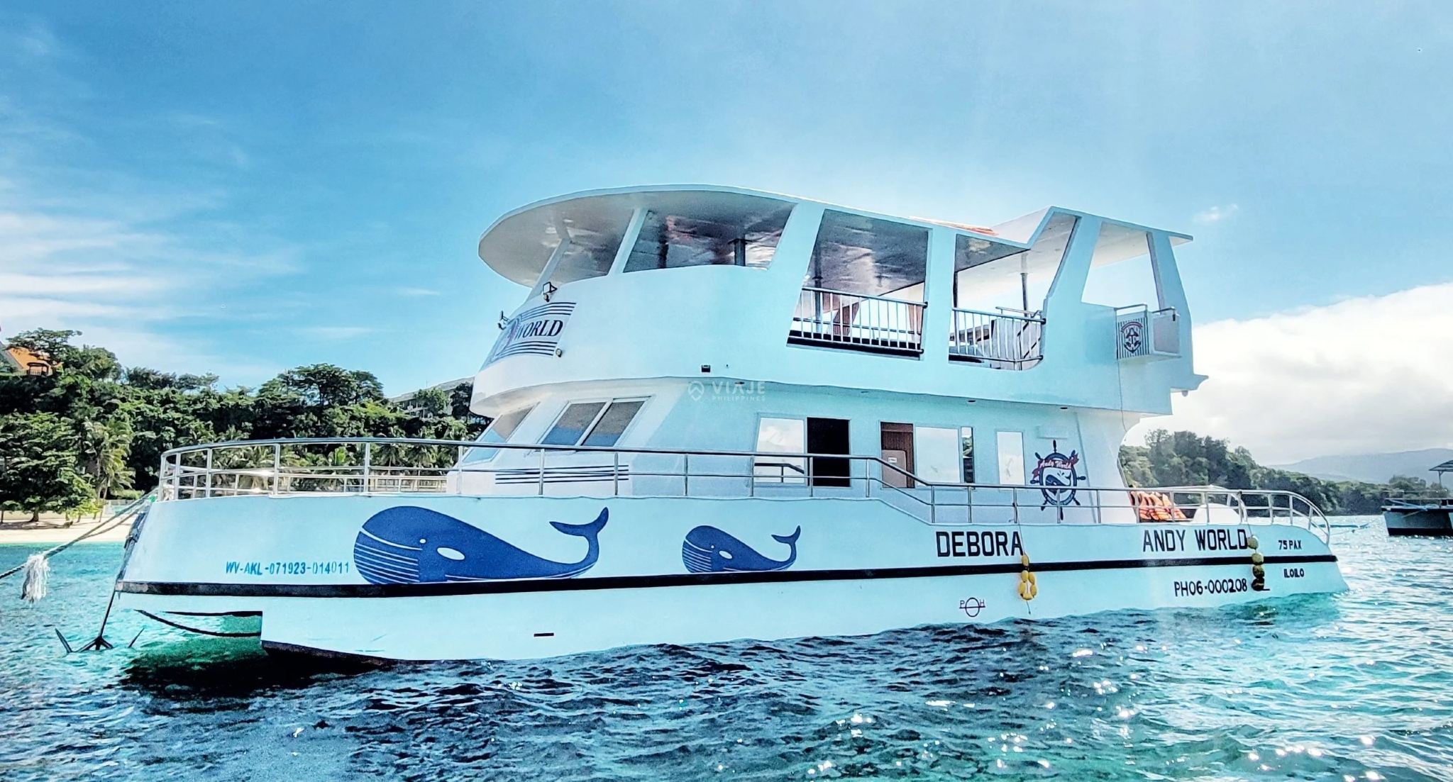 Boracay: Andy's World Yacht Ultimate Party Cruise | Optional morning cruise with foam party/sunset cruise