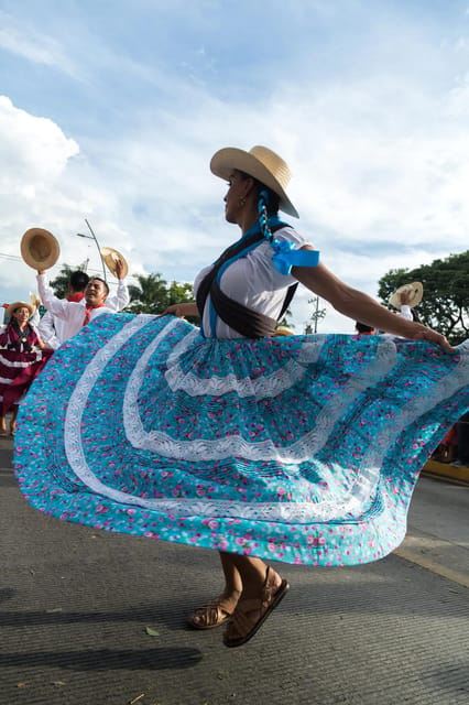 Oaxaca walking tour with a local photographer