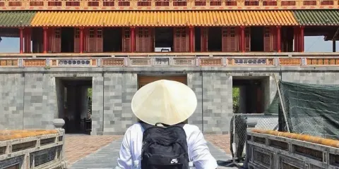 探索迷人的胡志明市皇城:從峴港或會安出發的全日小組旅遊體驗