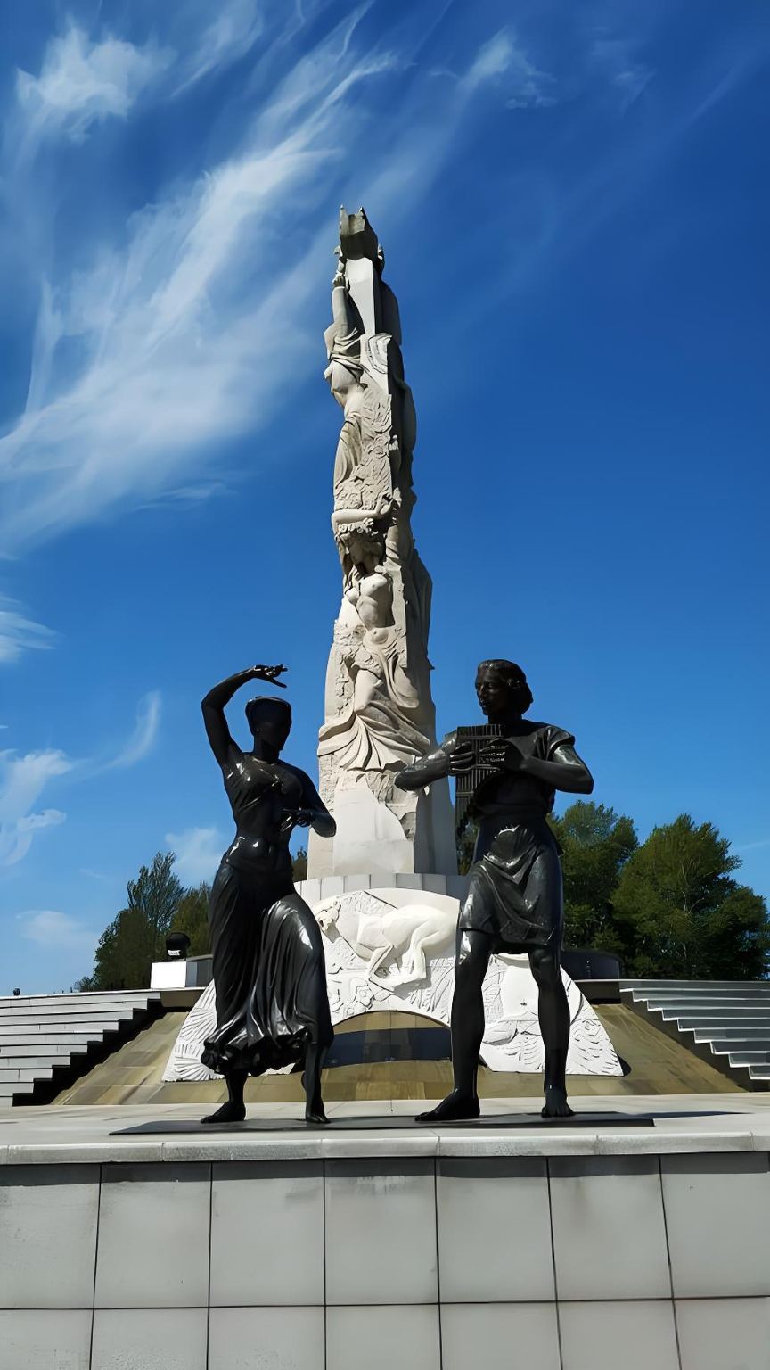 Changchun World Sculpture Park + Lotus Island Film and Television City|Appreciate world sculpture art, experience immersive film and TV