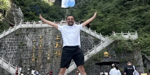 全天獨立包團遊覽最長玻璃橋及天門山