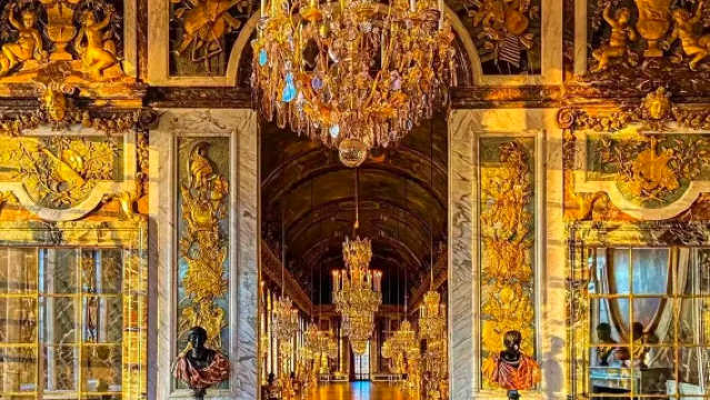 Paris - Palace of Versailles - Versailles Gardens - Giverny - Auvers-sur-Oise - Paris 1-day tour