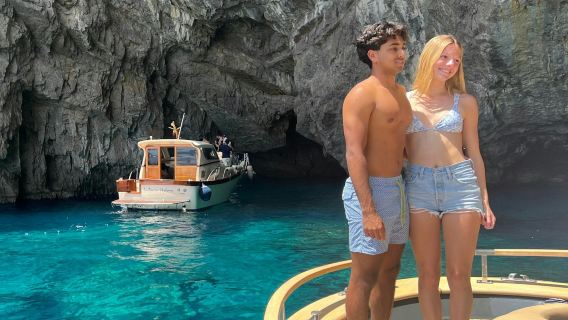 Capri: Bootstour ab Positano + Brunch + Getränke + Schnorcheln