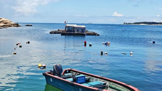 汕尾包車9小時一日遊｜打卡紅海灣+玻璃海風車島+海上古堡