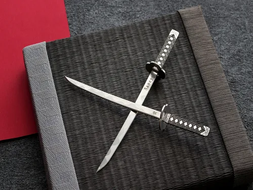 山崎金属工場】日本刀造形《SAMURAIPICK》製作体験コースと工場見学