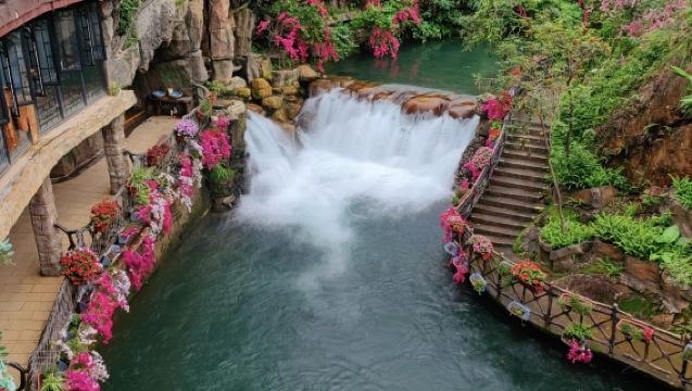 ทัวร์ 1 วัน จากกว่างโจวสู่ชิงหยวน: หุบเขาโบราณ + หุบเขาหวงเทิง | ไกด์นำเที่ยว | ปรับเปลี่ยนแผนการเดินทางได้ | เหมารถ