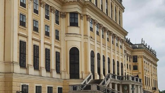 Lawatan sehari Vienna | Istana Schönbrunn + Istana Hofburg + Istana Belvedere | Tidak termasuk tiket masuk