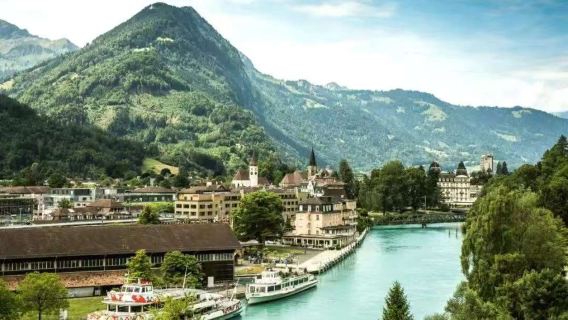 Switzerland Zurich + Tasik Zurich + sewaan peribadi + lawatan sehari tersuai (tidak termasuk tiket)