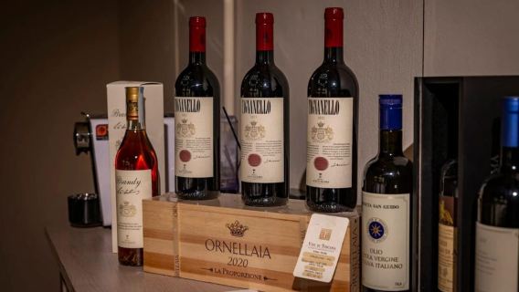 Wine Tasting with Cured Meats & Cheeses in Siena City Center