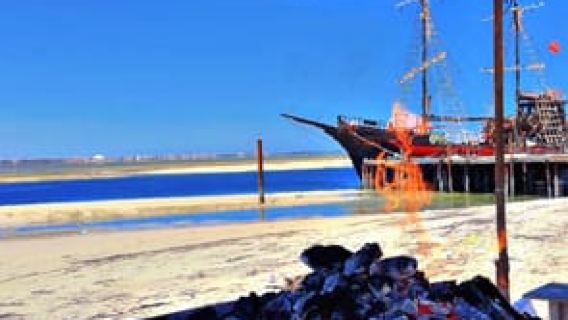 Djerba: VIP Pirate Ship Day Trip to Flamingo Island