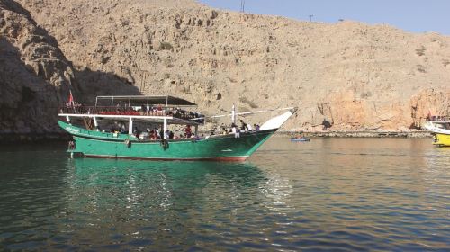Ras Al Khaimah Attraction Tours: Musandam Sea Safari with Lunch Day Tours 4