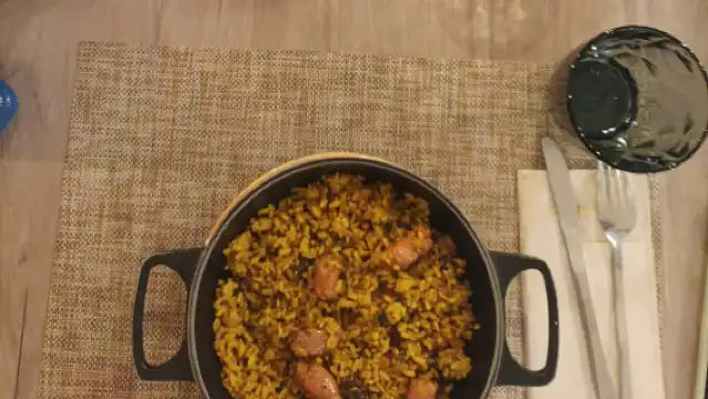 Valencia: Guided Traditional Food Tour