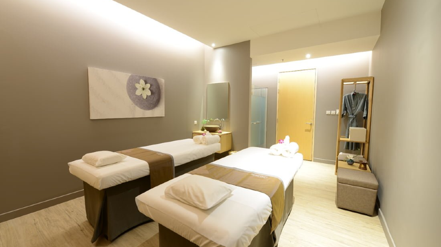 曼谷Let's Relax Onsen and Spa Thonglor店｜溫泉｜SPA｜足療｜精油按摩｜泰式按摩｜芳香熱石
