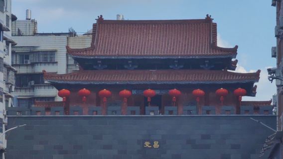 Zhangzhou Ancient City + Dongshan Island one-day tour+ guide/VIP private charter Car