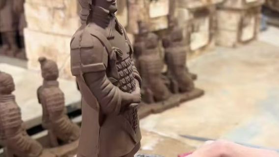 Museo dei Guerrieri e Cavalli di Terracotta del Mausoleo dell'Imperatore Qin a Xi'an + Città dei Fiori di Loto della Grande Tang + Città Senza Notte della Grande Tang tour di gruppo in inglese