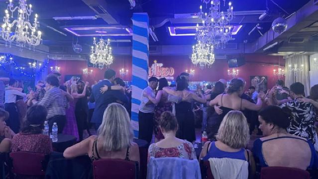 Fenix Tango: เรื่องราวแทงโก้ของคุณในบัวโนสไอเรส