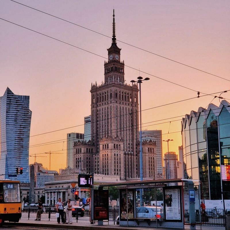 Book after inquiry/Warsaw Uprising Museum Palace of Culture and Science Copernicus Science Center Island Palace/airport/point-to-point car service/tour guide/dedicated car service
