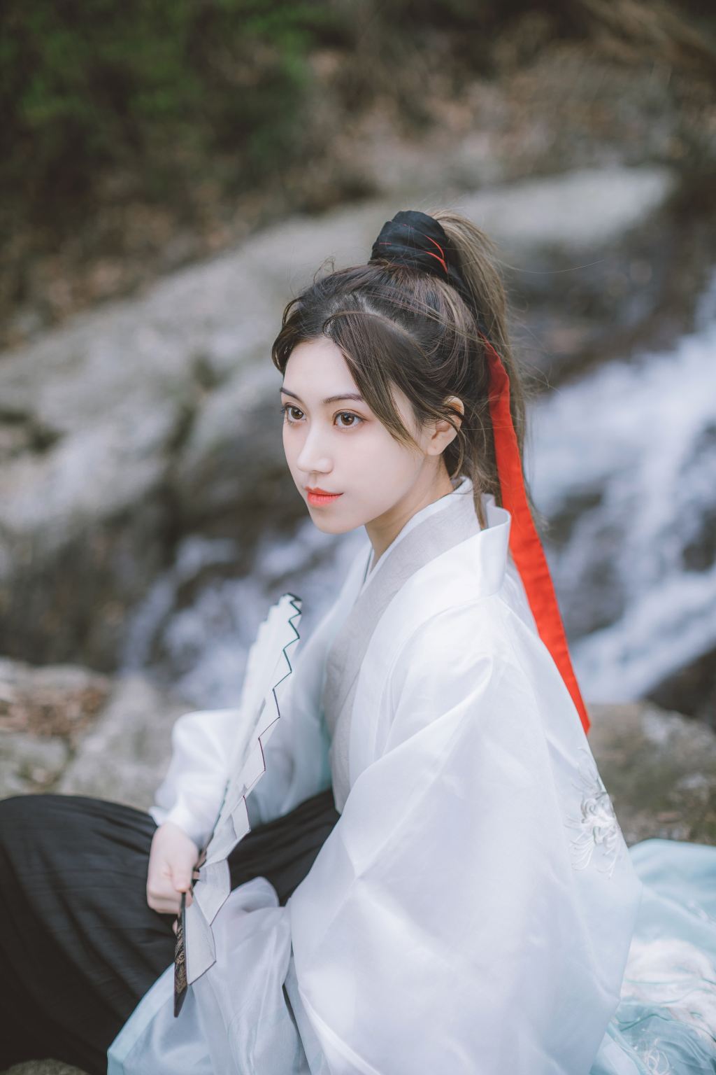 춰나 여행 사진[레부구 삼림자곡 추족마 나리용초 항공 촬영 및 현지 사진작가 다국어 번역 서비스]