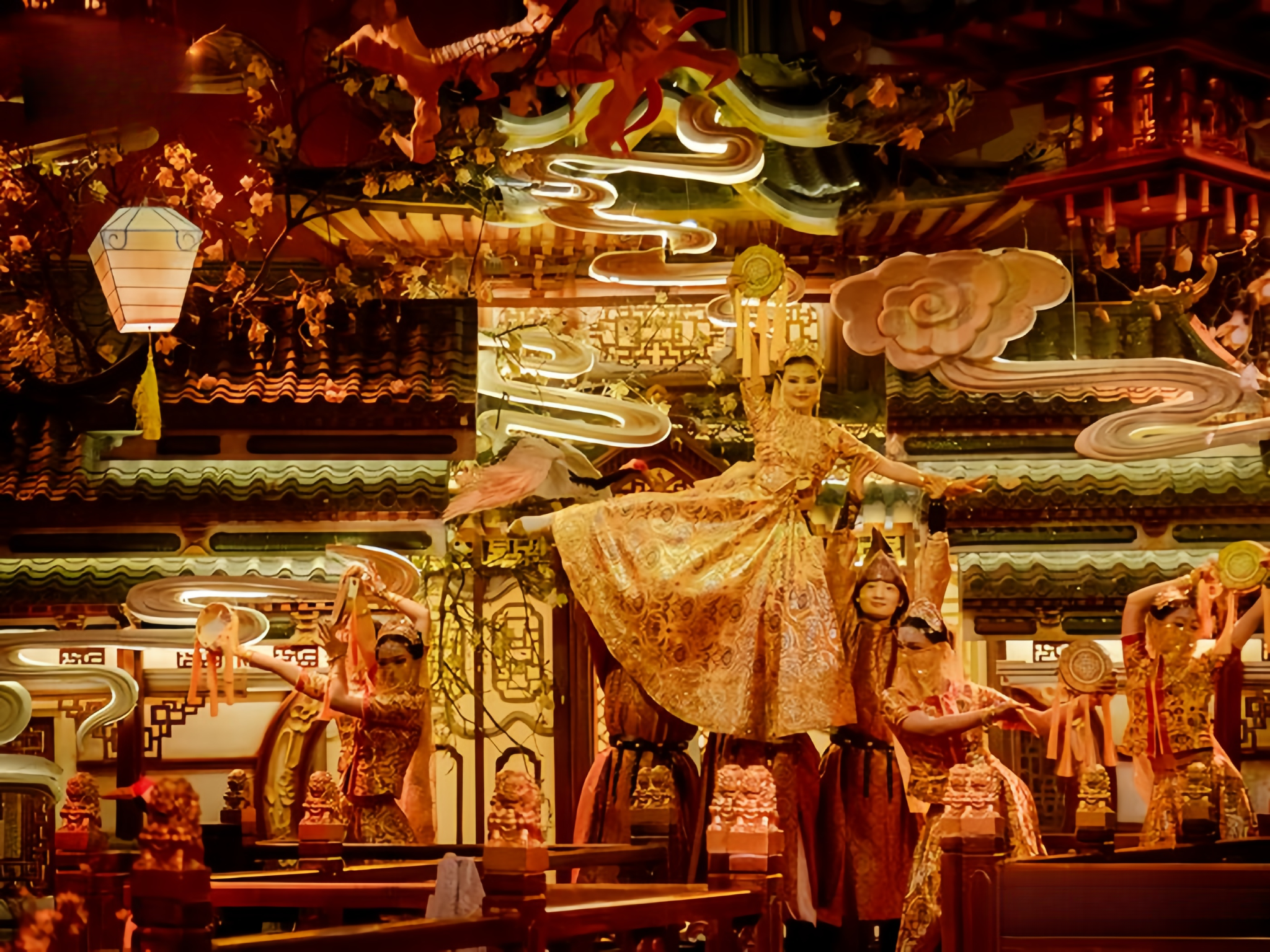 Banquete Imperial de Hefei: Experiencia Inmersiva de la Dinastía Tang (Espectáculo de Música y Danza Tradicional + Festín Visual y Gastronómico como un Emperador + Opción de Experiencia con Trajes y Maquillaje Antiguos)