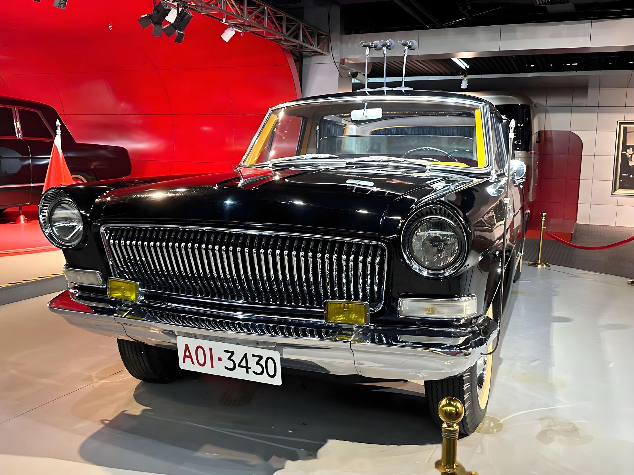 Changchun FAW Historical and Cultural Block + Chongqing Road + Nanhu Park + The Hill 1-day tour