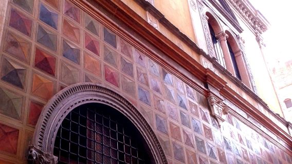 Verona Noir: a Mystery Tour