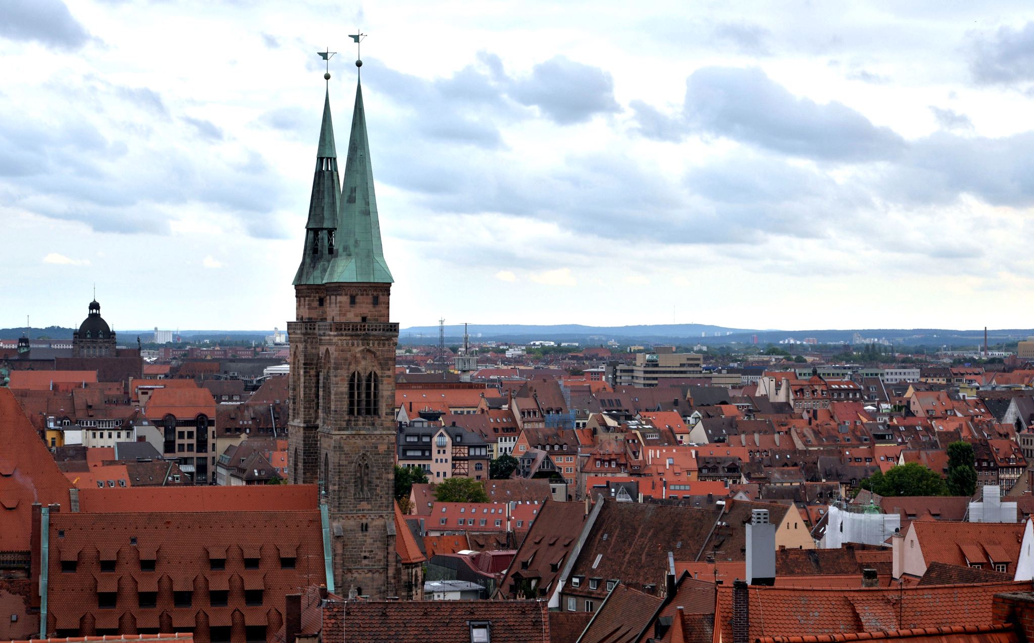 พิพิธภัณฑ์รถไฟเยอรมัน + โรงละครแห่งชาตินูเรมเบิร์ก + จัตุรัสช่างฝีมือ ทัวร์ 1 วัน