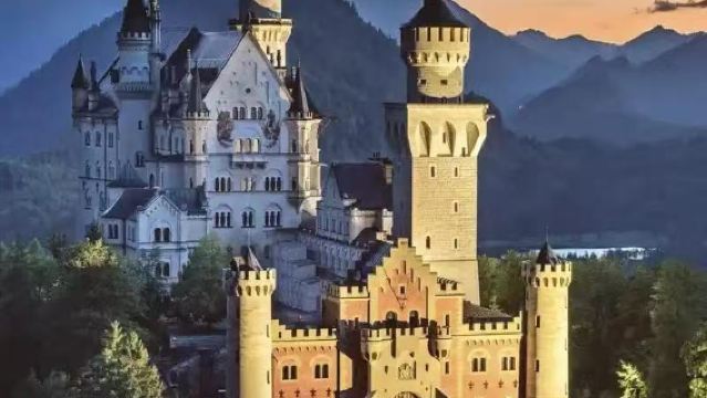 Lawatan sehari ke Muzium Mercedes-Benz, Muzium Porsche dan Taman Botani & Zoologi Wilhelma di Jerman.