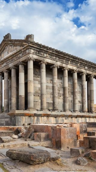 Garni & Geghard Small-Group Guided Day Trip with Lavash Baking Experience