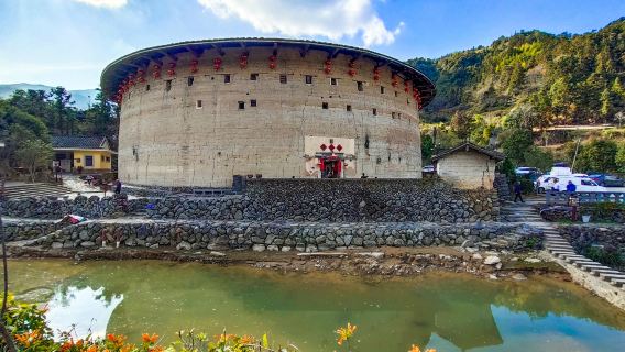 Nanjing Yunshuiyao + Tianluokeng Tulou Double attractie eendaagse tour+ Meertalige gids+ Gratis ophalen en afzetten