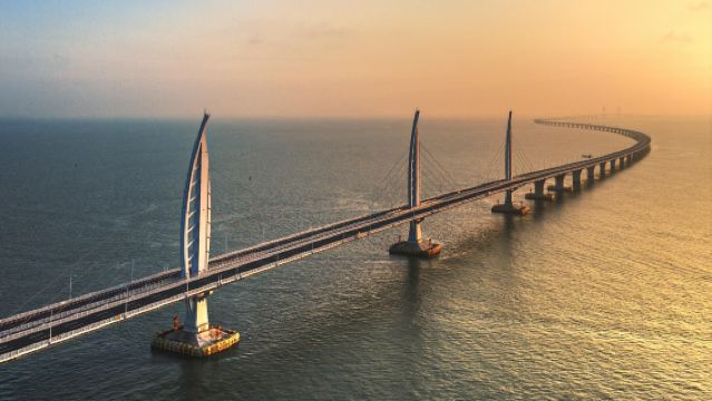 私家小團上門接送|坐車上港珠澳大橋+珠海大劇院+漁女一日遊