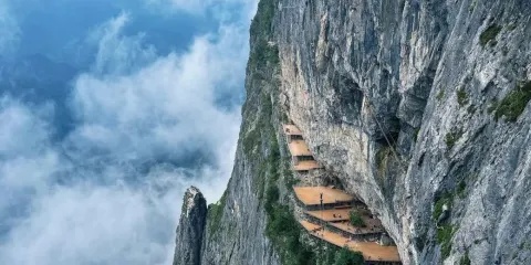 張家界勇者遊戲!七星山懸崖飛拉達,無需技巧暢玩,航拍打卡風光