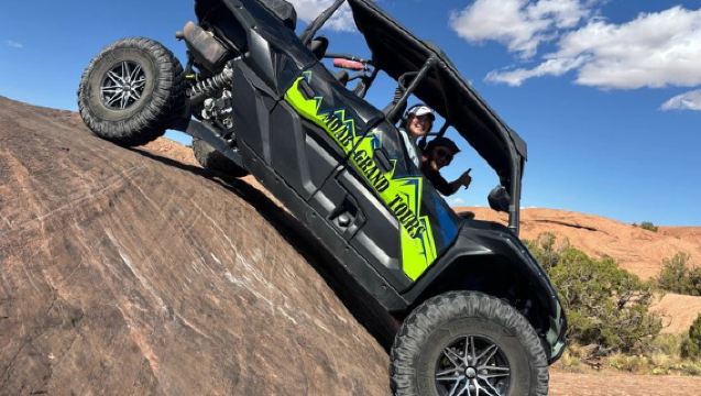 Tur Off Road 4x4 U-Drive Hell's Revenge dari Moab