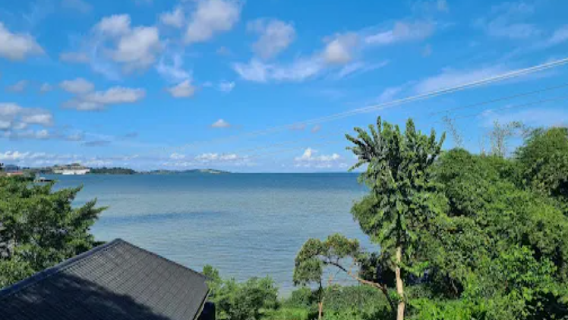 Seluruh Uganda | Pemandu Pelancong · Teman Perjalanan & Pemandu Tempatan · Penterjemah Perniagaan/Perkhidmatan Peribadi Tersuai · Lawatan Bebas dengan Pemandu Tempatan