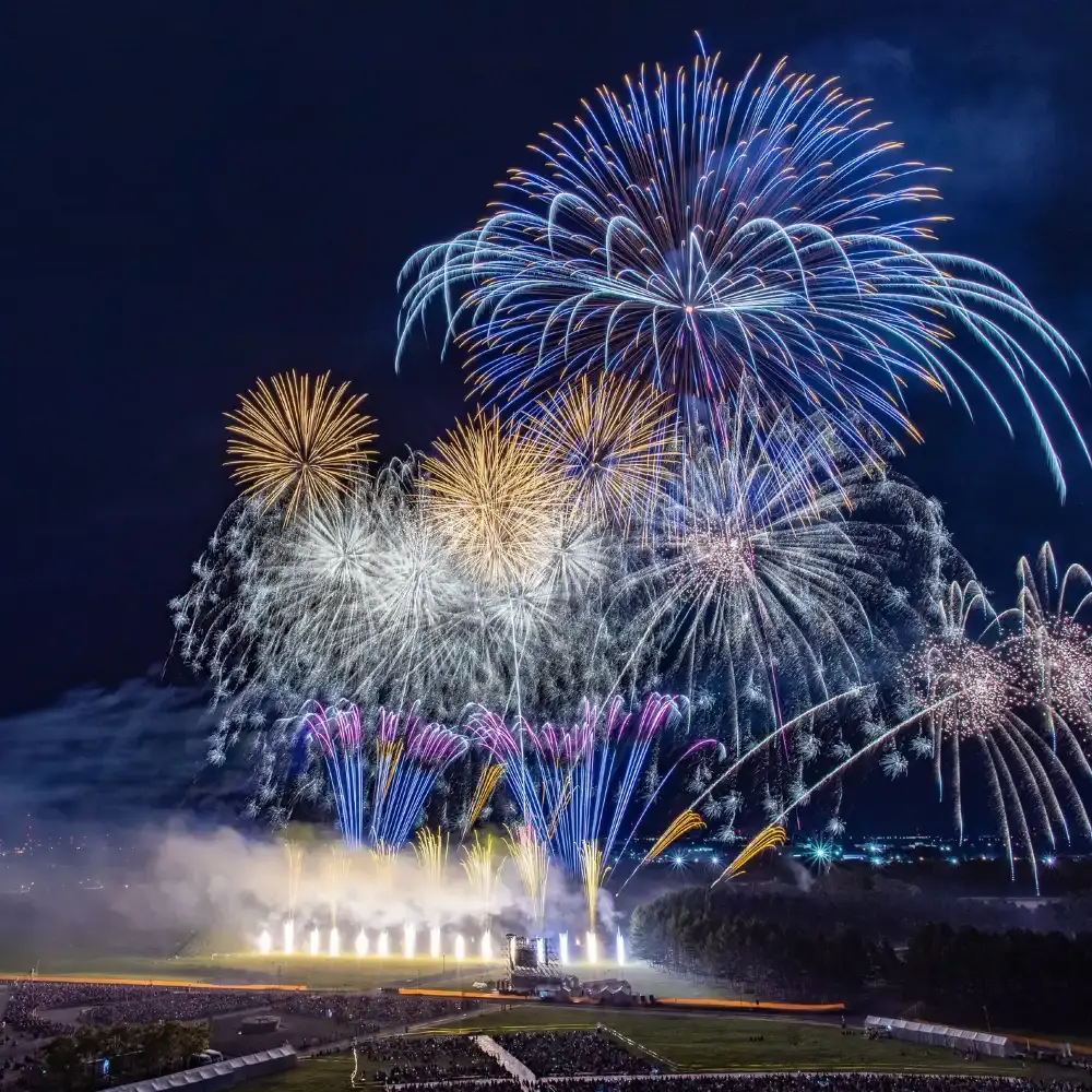 Departing from Sapporo north exit] 'Hokkaido art fireworks 2026