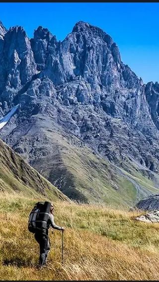 1-day tour from Tbilisi to Kazbegi | Caucasus snow mountains + Ananuri fortress + wine tasting