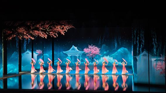 Un día de viaje en el tiempo: espectáculo La leyenda eterna de Shanghái + pintura dinámica "A lo largo del río durante el Festival Qingming"