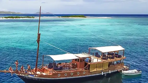 印尼科莫多一日遊【科莫多潛水丨體驗深潛/持證潛水/潛水考證】