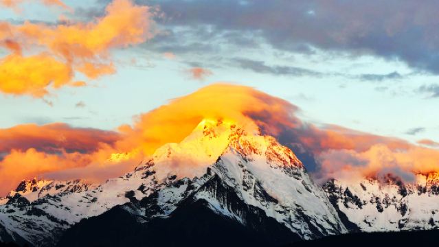香格里拉+梅里雪山國家公園一日遊【暖心早餐+旅拍+8人小團+含衣氧】