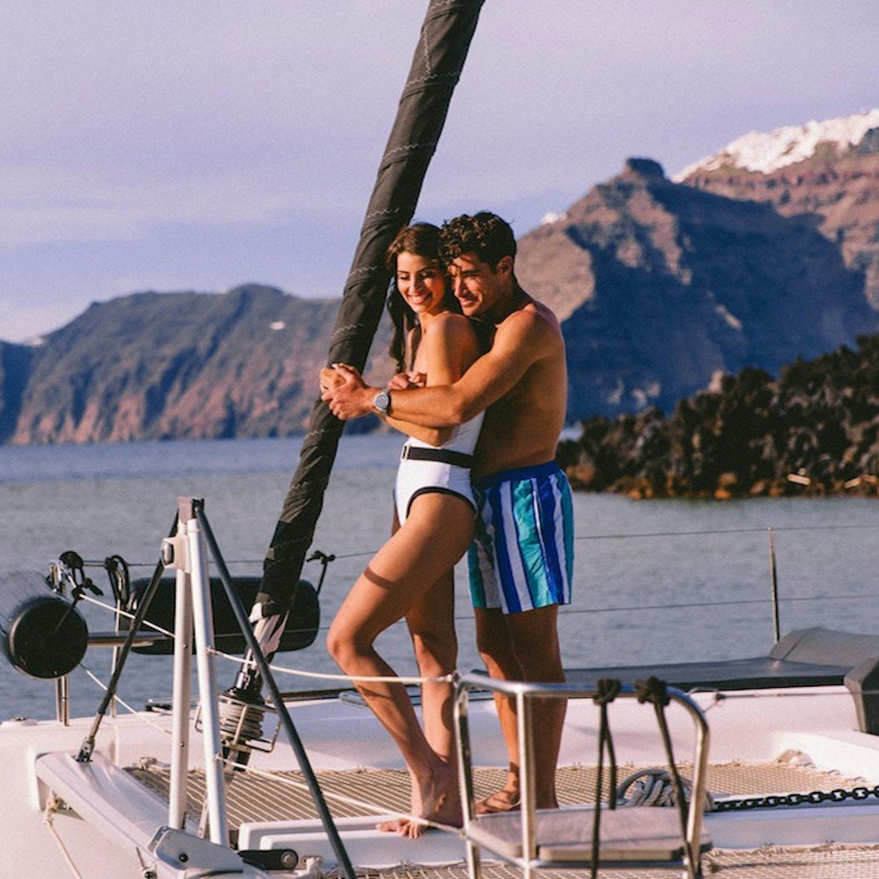 Santorini: Premium Catamaran Cruise + BBQ + Open bar + Transfers